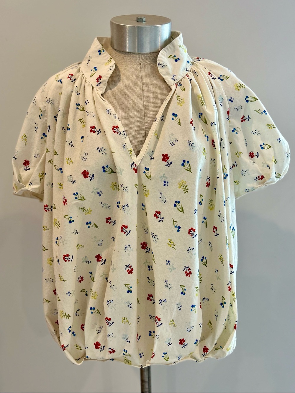 Tish Cox Floral Cotton "Aubrey" Popover Puff Sleeve Blouse Cream Size Small